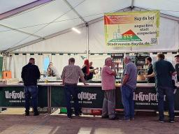 Eröffnung im Festzelt