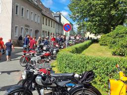 Oldtimer und Basar