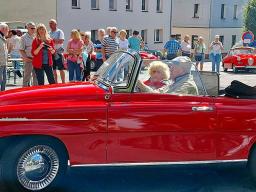 Oldtimer und Basar