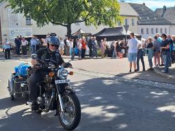 Oldtimer und Basar