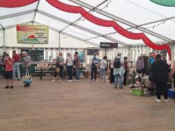 Oldtimer und Basar